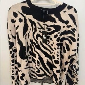 DKNY Black and Cream Patterned Sweater